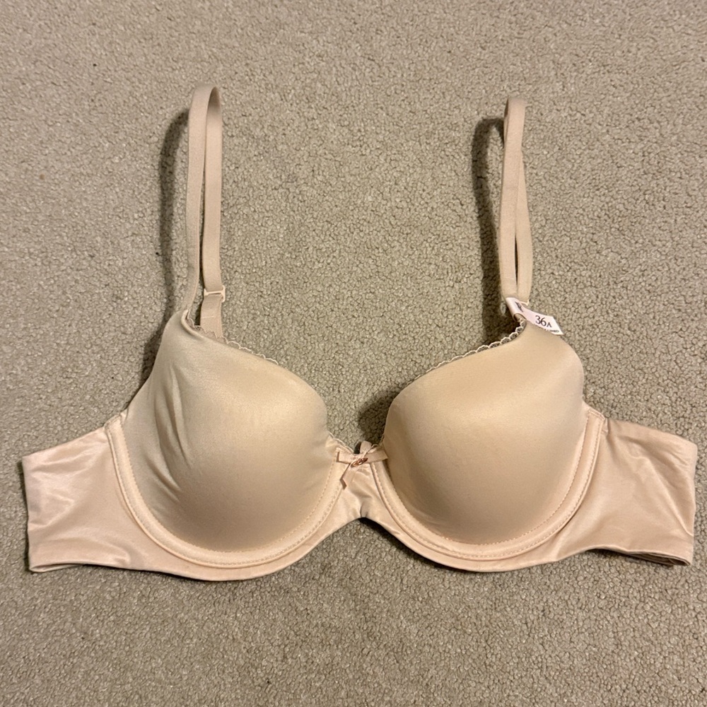NWT Victoria’s Secret Body By Victoria Lightly Lined Demi Bra Underwire Ivory36A - Picture 10 of 11